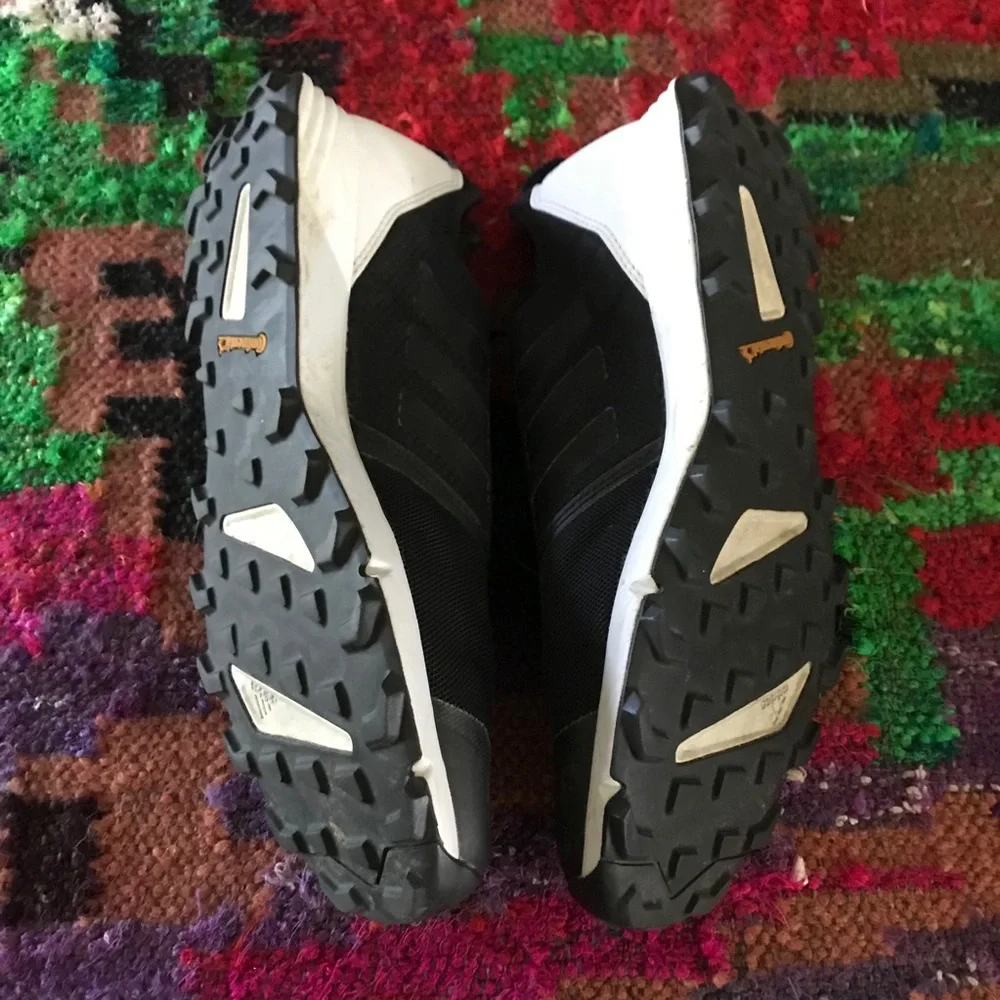 Adidas | Terrex Agravic Speed Core Sneakers Size 9 Black White Running